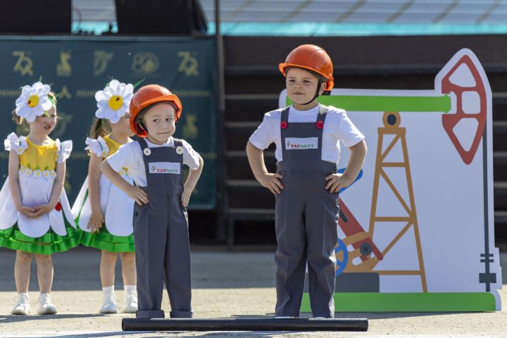 «Лениногорскнефть» идарәсе 80 еллыгын билгеләп үтте (+фотолар)