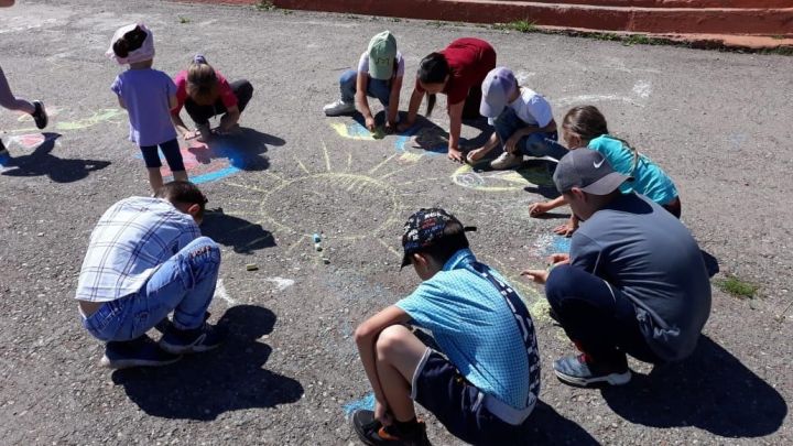 Җәйге каникул: күңелле һәм файдалы үтсен - Лениногорск районында балалар ялы