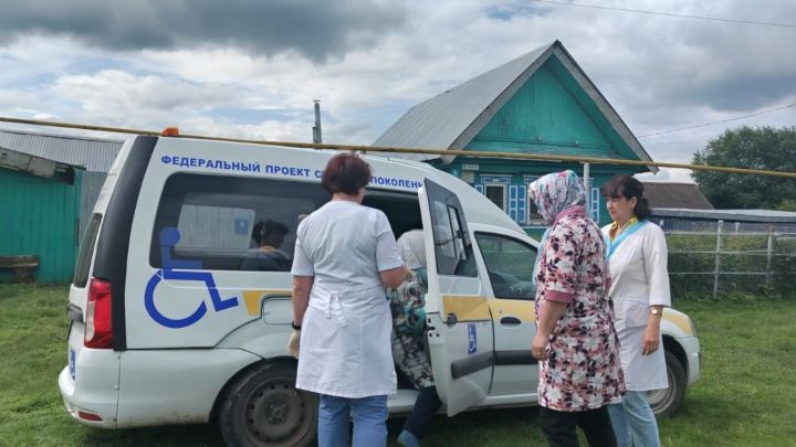 Лениногорск районында өлкән яшьтәгеләрне диспансеризациягә алып баралар