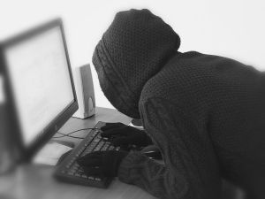Татарстан Социаль фонд бүлеге: пенсияне цифрлы сумга күчерәләр дигән сүз - алдауның яңа схемасы