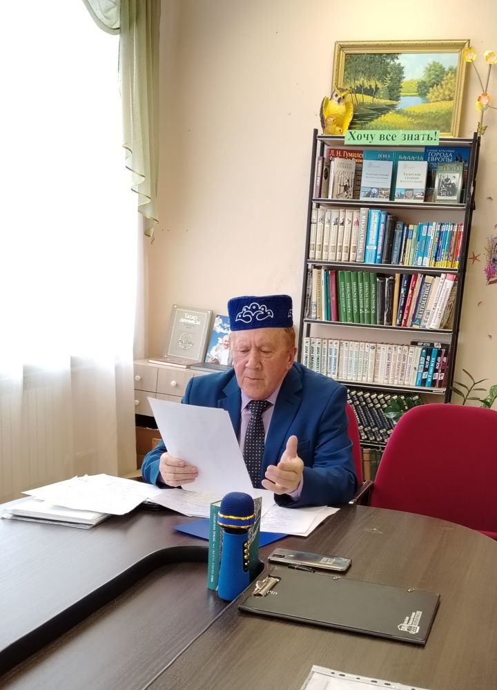Таһир Шәмсуаров: Апрель бирде безгә Тукайны!