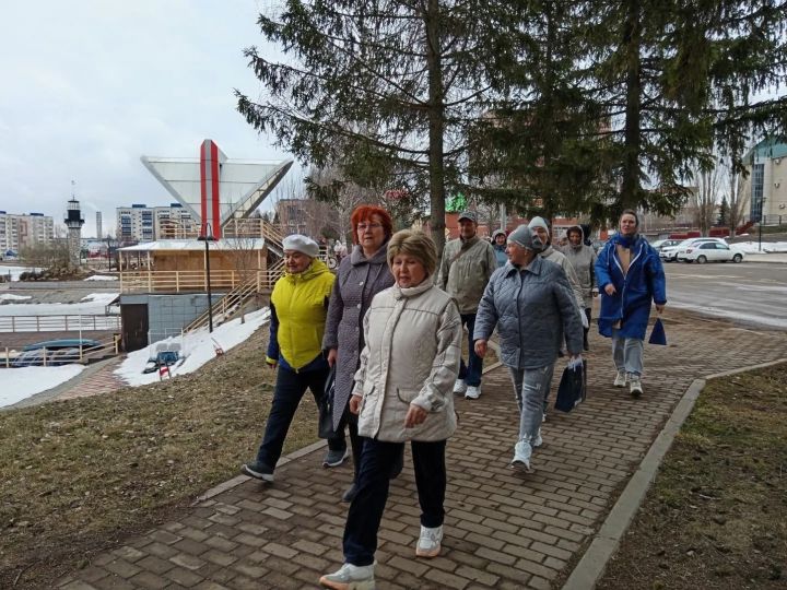 Лениногорскилылар «Тормышка таба 10 000 адым» акциясендә катнашты