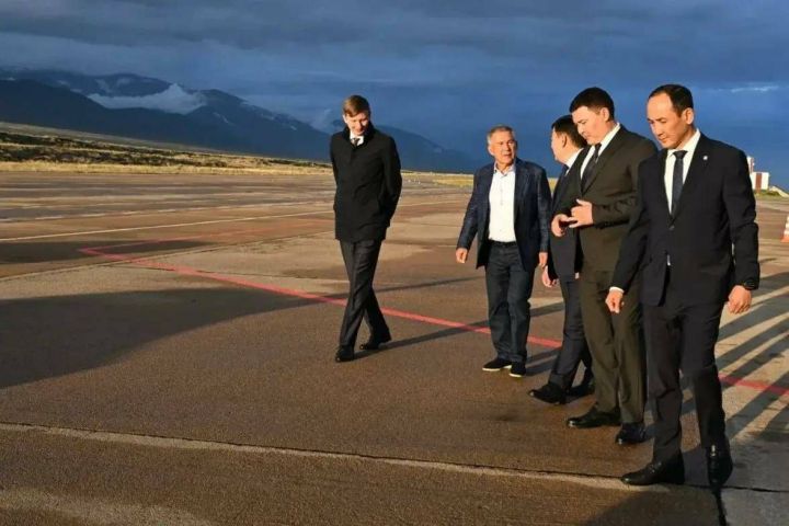 Рөстәм Миңнеханов Кыргызстан Президенты белән очрашты
